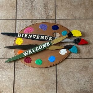Handmade Unique “Welcome/Bienvenue” Sign 25”x14”